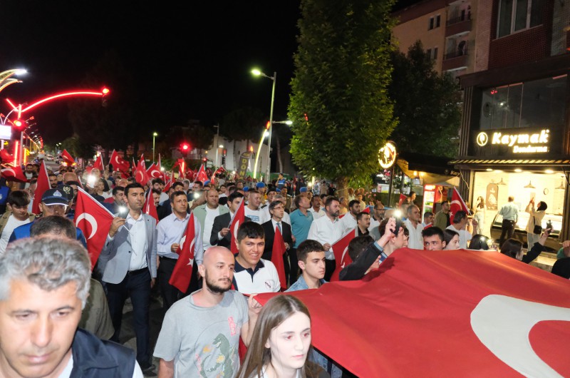 Turhal’da 15 Temmuz Demokrasi ve Milli Birlik Günü Yürüyüşü
